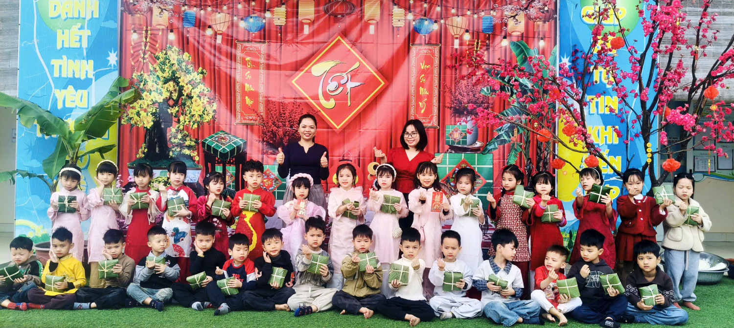 ​HOẠT ĐỘNG TRẢI NGHIỆM: GÓI BÁNH CHƯNG – GÌN GIỮ NÉT ĐẸP TRUYỀN THỐNG ​